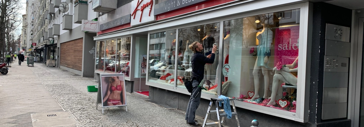 Fensterputzer für Schaufenster in Berlin