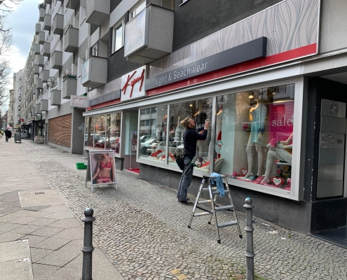 Fensterputzer für Schaufenster in Berlin